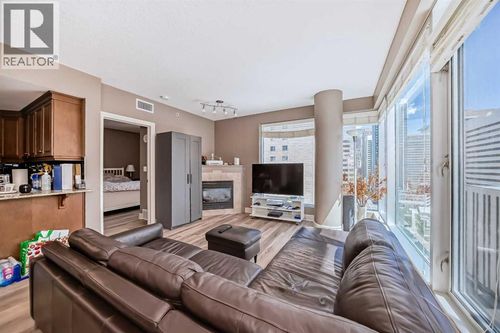 701-910 5 Ave Sw, Calgary, AB, T2P0C3 | Card Image