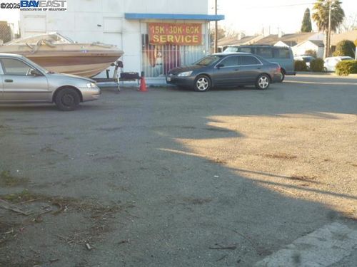 790 Bockman Rd, San Lorenzo, CA, 94580-2904 | Card Image