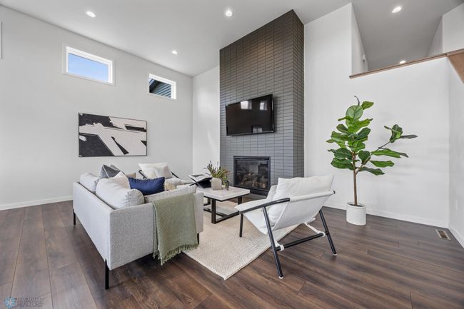 Great Room | Image 11
