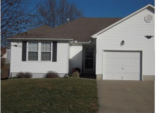 909 Mission Rd, Harrisonville, MO, 64701-2961 | Card Image