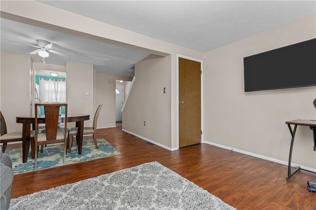 299 Holland Ct, Townhouse with 2 bedrooms, 2 bathrooms and 1 parking in Coraopolis PA | Image 16