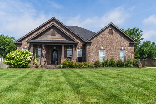1652 Lantana Dr, Thompsons Station, TN, 37179-9767 | Card Image
