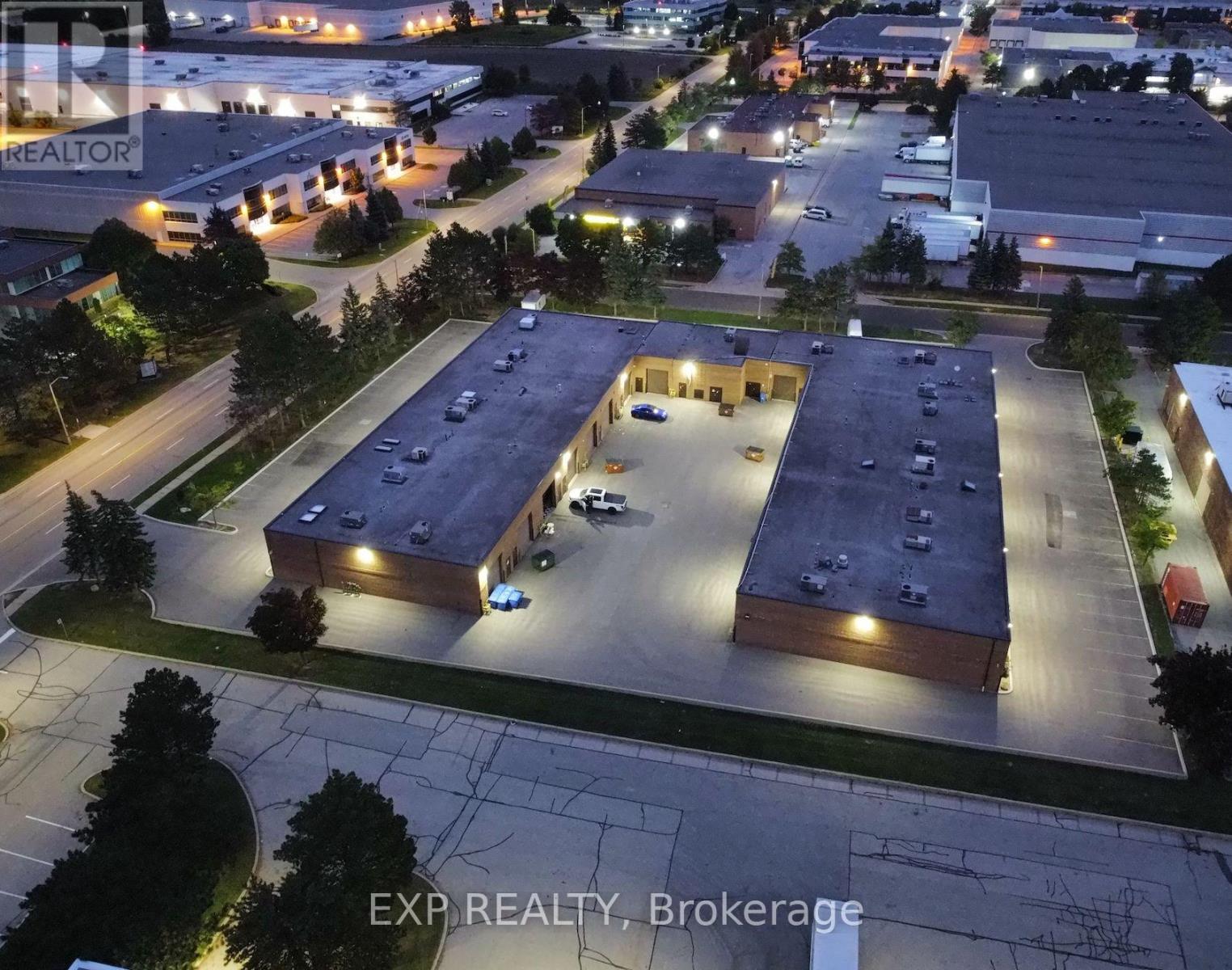 Commercial Sale in Richmond Hill (Beaver Creek Business Park) 5