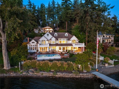 3205 106th Ave Se, Bellevue, WA, 98004-7428 | Card Image