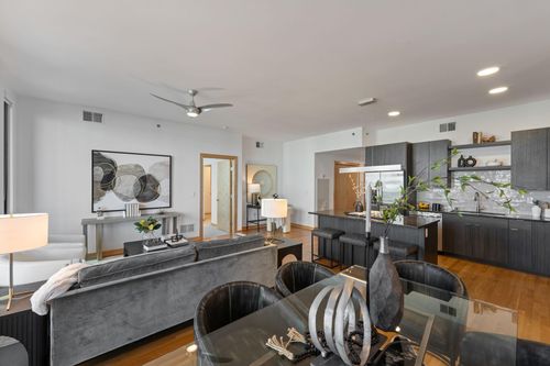 unit-922-1240 S 2nd St, Minneapolis, MN, 55415-2628 | Card Image