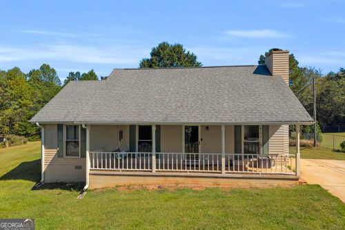 64 White Valley Dr, Toccoa, GA, 30577-8144 | Card Image