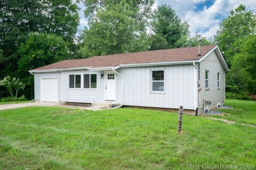 6355 N Whitneyville Rd, Middleville, MI, 49333-8685 | Card Image