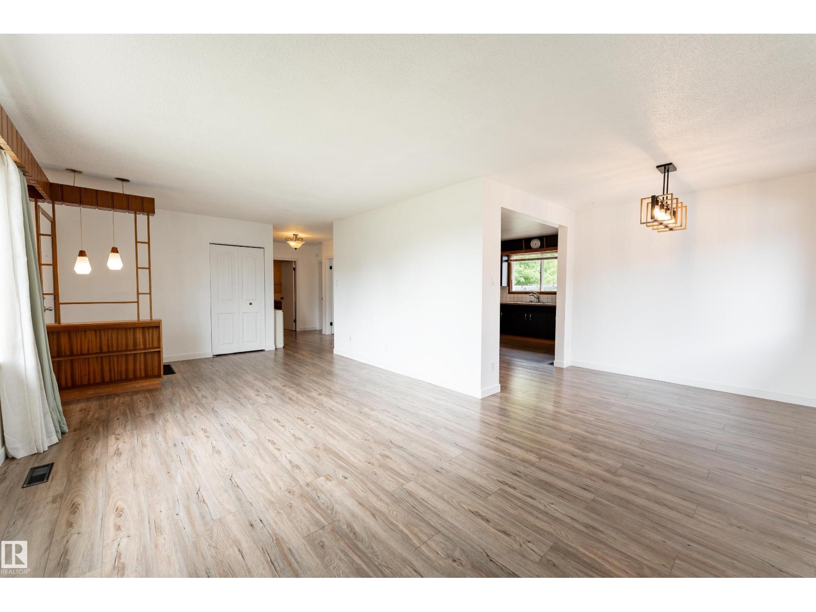 Residential in Edmonton 4