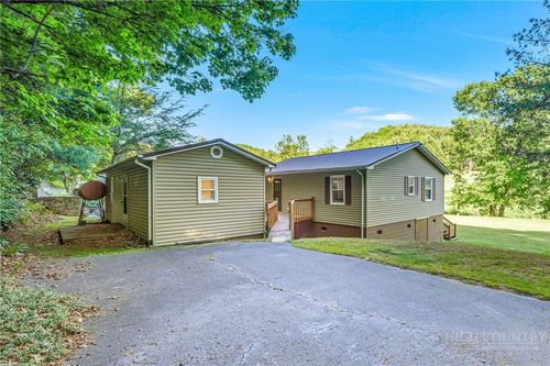 409 Ellis Road, West Jefferson, NC, 28694 | Card Image