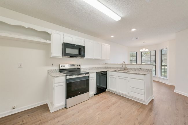 148 High Pointe Ln, House other with 3 bedrooms, 3 bathrooms and null parking in Cedar Hill TX | Image 5