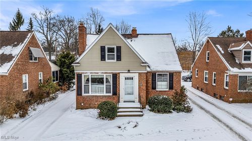 4040 Ardmore Road, Cleveland Heights, OH, 44121 | Card Image