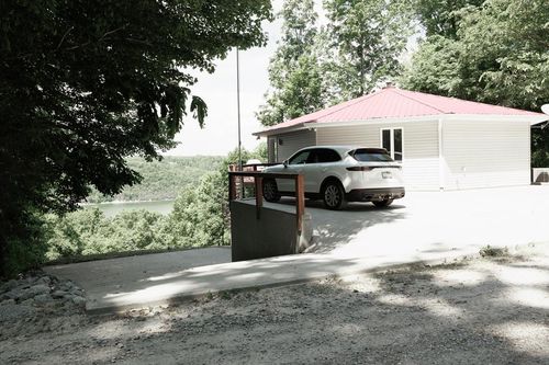 1063 Dale Hollow Estates Rd, Monroe, TN, 38573-4103 | Card Image