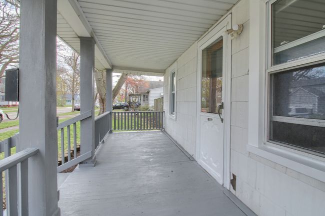 356 E Elza Ave, House other with 3 bedrooms, 1 bathrooms and null parking in Hazel Park MI | Image 4