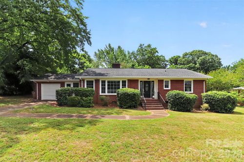 703 Norwood St, Shelby, NC, 28150-4322 | Card Image