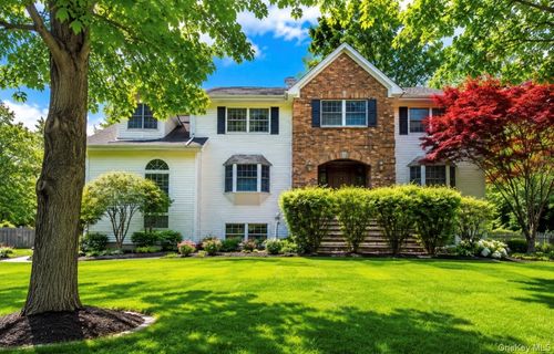 3 Danielle Ct, Suffern, NY, 10901-3116 | Card Image