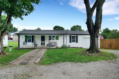 530 Floyd St, Corydon, IN, 47112-1601 | Card Image