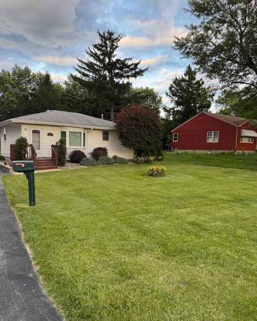 8213 Clay Street, Merrillville, IN, 46410 | Card Image