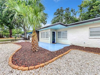 2107 Pine Terrace, House other with 4 bedrooms, 3 bathrooms and null parking in Sarasota FL | Image 3