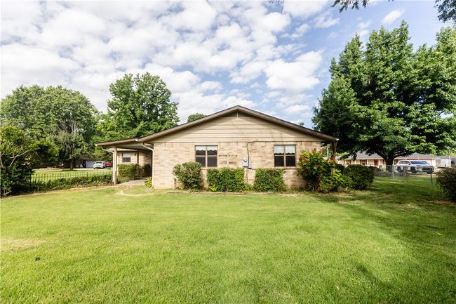 Back yard looking toward the home | Image 43