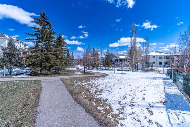 59 Schooner Close Nw, Home with 4 bedrooms, 3 bathrooms and 4 parking in Calgary AB | Image 34