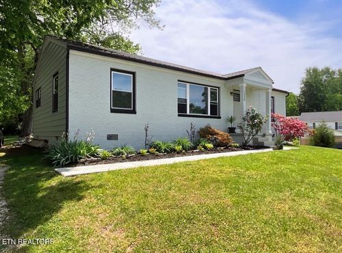 1328 Byrd Circle, Kingston, TN, 37763 | Card Image