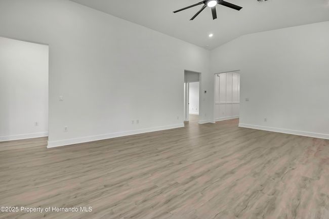9739 Loretto St, House other with 4 bedrooms, 3 bathrooms and null parking in SPRING HILL FL | Image 7