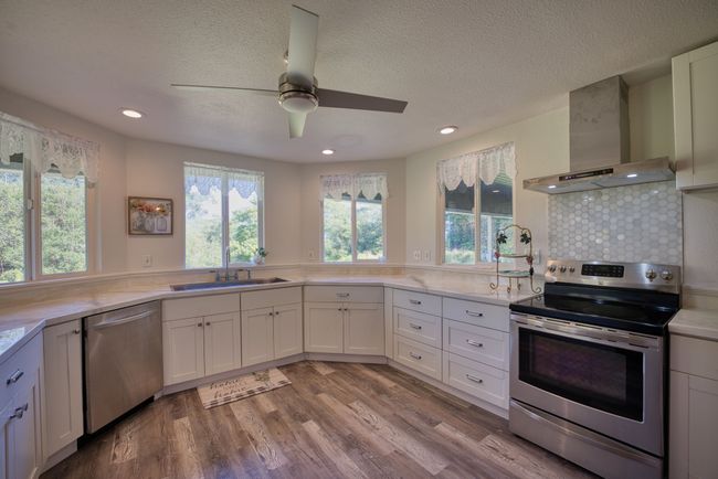 W - 699 Kulaloa Rd, Home with 4 bedrooms, 3 bathrooms and null parking in HILO HI | Image 17