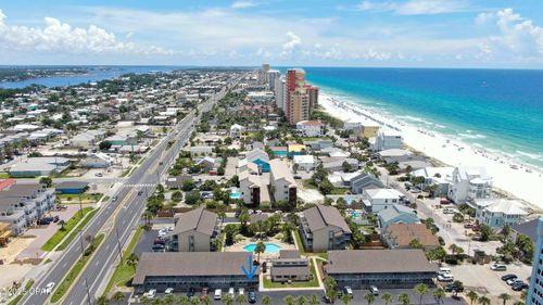 301-6829 Thomas Dr, Panama City, FL, 32408-6127 | Card Image