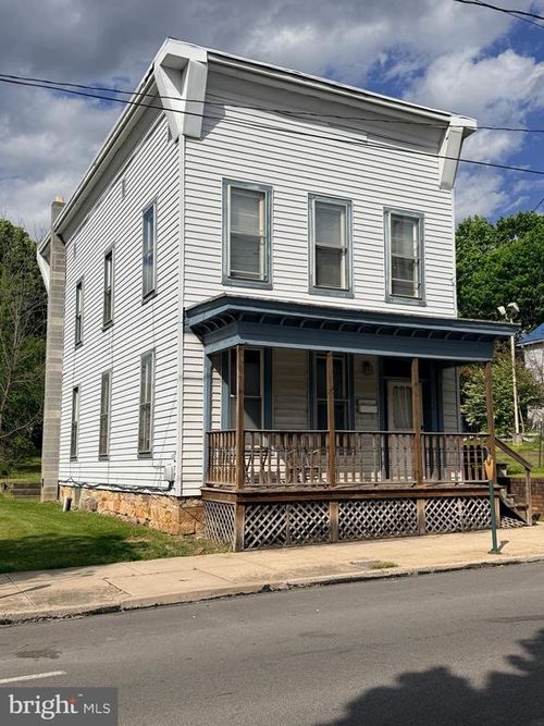 124 Lincoln Way W, MC CONNELLSBURG, PA, 17233-1303 | Card Image