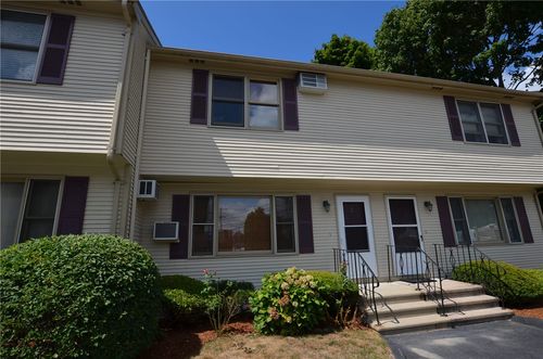 apt-2-151 Willett Ave, Riverside, RI, 02915-4241 | Card Image