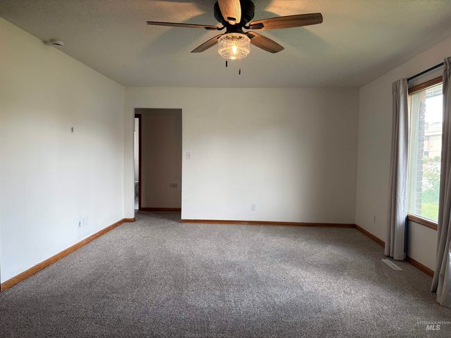 1715 S 10 Th Ave, House other with 3 bedrooms, 2 bathrooms and 2 parking in Caldwell ID | Image 7