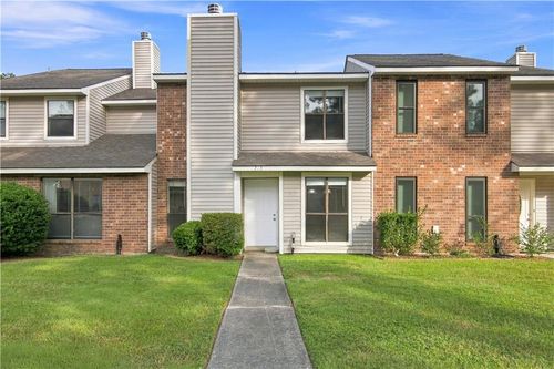 213-213 Pineridge Ct, Mandeville, LA, 70448-6323 | Card Image