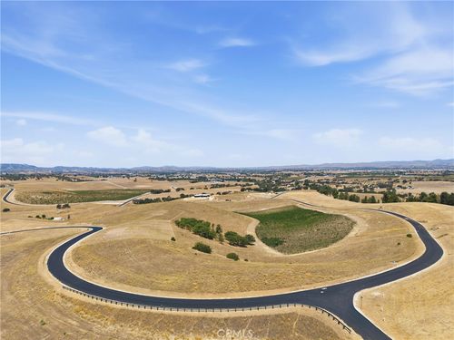 500 Priska Dr, Paso Robles, CA, 93446 | Card Image