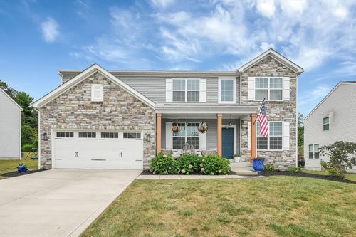 637 Crestview Dr, Lithopolis, OH, 43136-9774 | Card Image