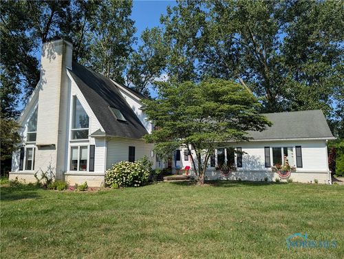 19579 Cross Creek Rd, Bowling Green, OH, 43402-9756 | Card Image