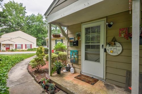 1304 Old Coach Road Sw, Marietta, GA, 30008 | Card Image