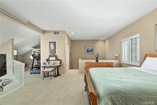 APT-326 - 13331 Moorpark St, Condo with 2 bedrooms, 2 bathrooms and 2 parking in Sherman Oaks CA | Image 23