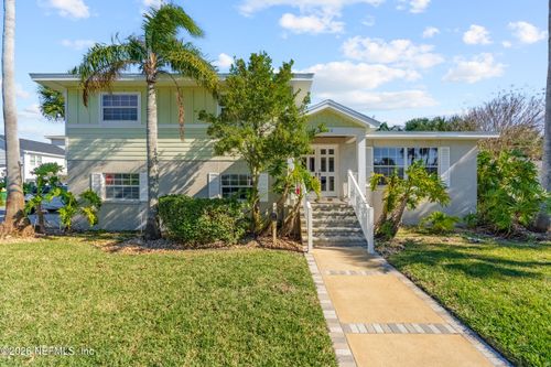3001 1st St S, Jacksonville Beach, FL, 32250-5912 | Card Image