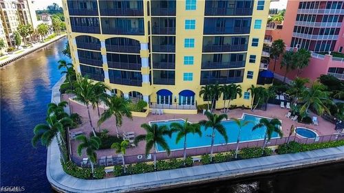 apt-2002-2797 1st St, FORT MYERS, FL, 33916-1868 | Card Image