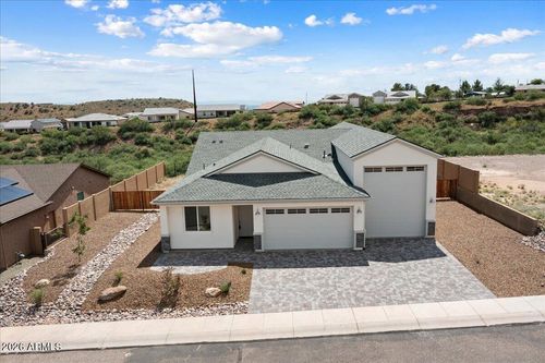 523 Cleopatra Hill Rd, Clarkdale, AZ, 86324-3410 | Card Image