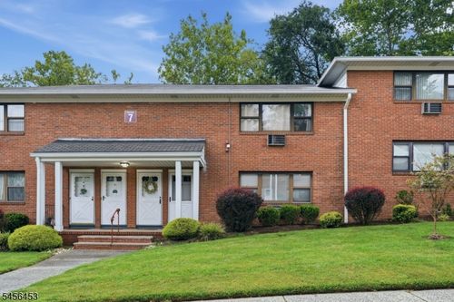 e-7 Colonial Dr, Little Falls, NJ, 07424-1871 | Card Image