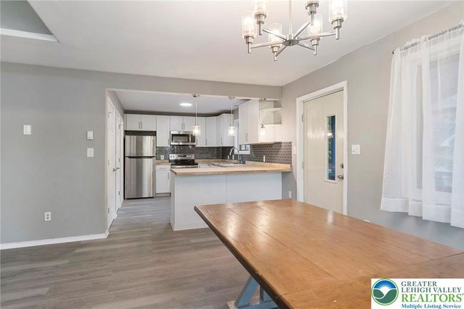 6471 Decker Rd, House other with 3 bedrooms, 2 bathrooms and null parking in Bushkill PA | Image 10