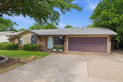5909 Gayle Dr, Watauga, TX, 76148-3540 | Card Image