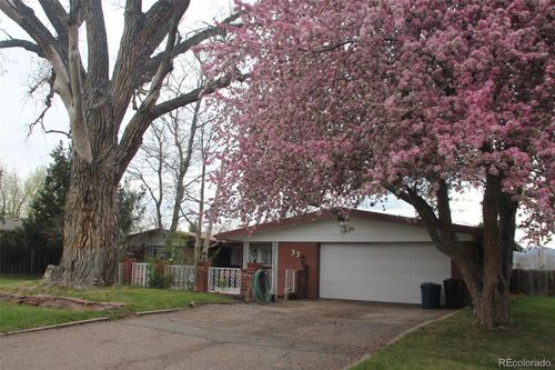 33 Skyline Dr, Wheat Ridge, CO, 80215-6633 | Card Image