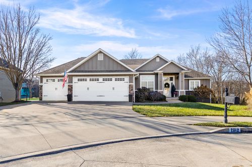 2012 Devonshire Dr, Columbia, MO, 65203-7036 | Card Image