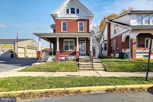 31 E Wyomissing Ave, MOHNTON, PA, 19540-1714 | Card Image