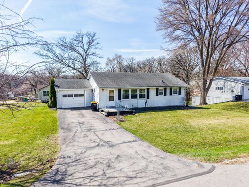 302 19th St Sw, Rochester, MN, 55902-2316 | Card Image