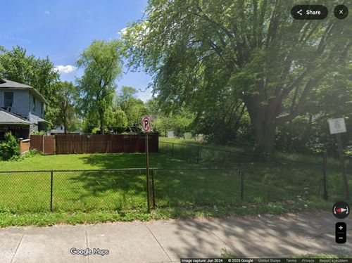 945 N Lasalle St, Indianapolis, IN, 46201-2505 | Card Image