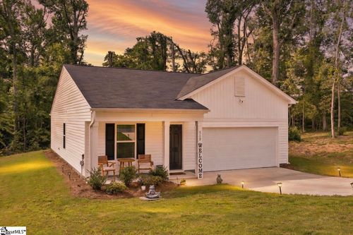 112 Heather Gln, Clinton, SC, 29325-7285 | Card Image