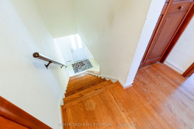 2127 Primate Rd, House other with 2 bedrooms, 2 bathrooms and 4 parking in Mississauga ON | Image 23